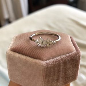 Cluster diamond ring